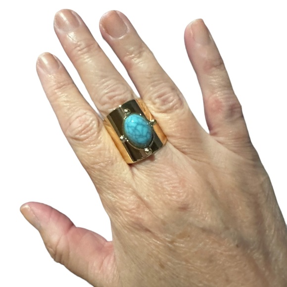 18K Gold Plated Boho Style Turquoise Ring - Picture 3 of 6